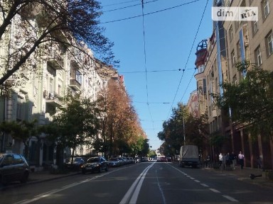 Продаж комерційного приміщення на вул. Велика Житомирська 18, площа 256.1 кв. м • ID 33764695