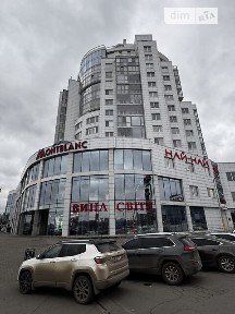 Продаж комерційного приміщення на вул. Степана Бандери 2/1А, площа 41.6 кв. м • ID 33761562