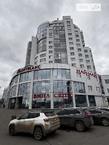 Продаж комерційного приміщення на вул. Степана Бандери 2/1А, площа 41.6 кв. м • ID 33761562
