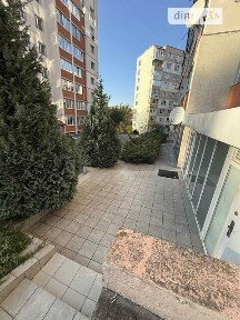 Продаж комерційного приміщення на вул. Молодіжна 2/3А, площа 106 кв. м • ID 33639756