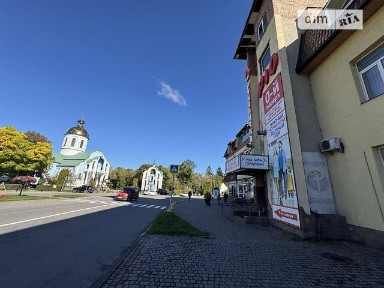 Продаж комерційного приміщення на вул. Є. Петрушевича, площа 5200 кв. м • ID 33587777