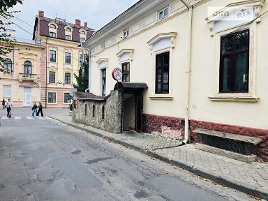 вулиця Петровича Якоба, район Першотравневий, Чернівці, вул. Петровича Якоба 20, площа 200 кв. м • ID 33549663