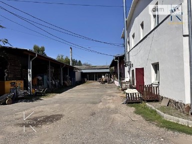 Продаж комерційного приміщення на вул. Кооперативна, площа 690 кв. м • ID 33480602