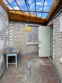 Продам компактний будиночок на Ленселищі з гаражом та огородом