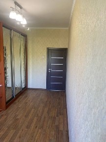 Терміновий продаж 3 кімнатноі квартири в центрі