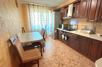 √ Продаж 2 кімнатної квартири з автономним опаленням - Чайка