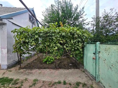 Продаж будинку з гарним місцезнаходженням в Підгородному