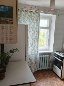 Гарненька двостороння 1на кв-ра в районі Електрону !