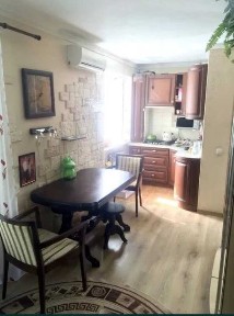 Продаж 1 кімнатної квартири вул. Нахімова (біля Кошика)