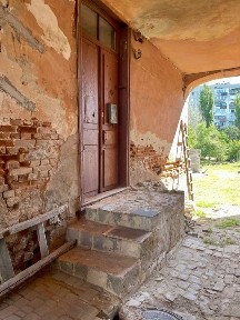 Продам квартиру, 3 комнаты, центр, сквер Стрелка