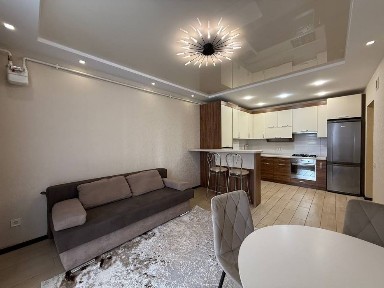 Продаж 2 кімнатної квартири з просторою кухнею-студією вул. Городницька ЖК 5 Авеню