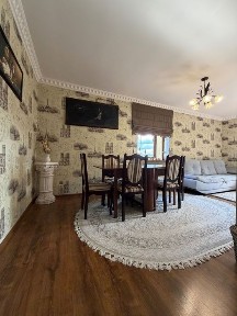 Продаж Ексклюзивної 3-кімнатної квартири (80м. кв. Власне опалення. ) Вул. Гайдамацька.