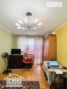 Продаж 1к квартири 32 кв. м на просп. Юності 34, кв. 11 • ID 34763733