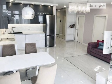 Продаж 3к квартири 82 кв. м на бул. Миколи Руденка 14 • ID 34763294