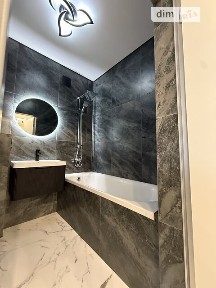 Продаж 1к квартири 35 кв. м на вул. Соборна 2 • ID 34762250