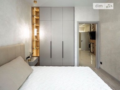 Продаж 1к квартири 43 кв. м на вул. Краснова • ID 34762124