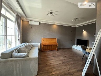 Продаж 1к квартири 68 кв. м на вул. Михайла Максимовича 28 • ID 34760860