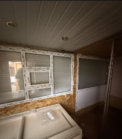 Продам Маф при вході в ринок 12м2 (автовокзал)