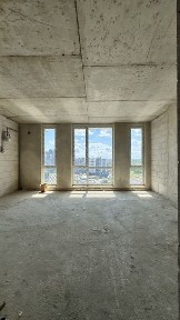 Продаж! Простора видова квартира