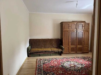 2-кімнатна квартира з ремонтом по вул. Миколайчука