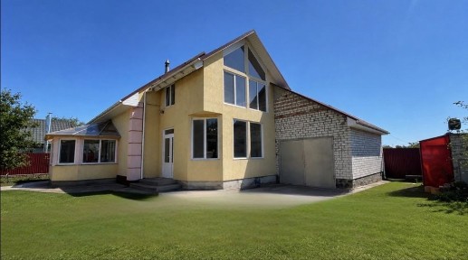 Будинок з каміном біля Дніпра і лісу з великою ділянкою, виноградником та садом село Сагунівка.