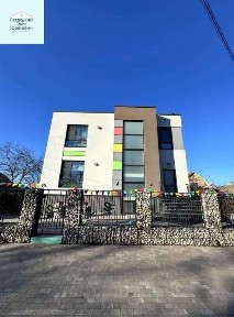 Шкільна 40 Васильківська 5 хвилин на машині 230 кв 9 соток під любий вид діяльності з ремонтом