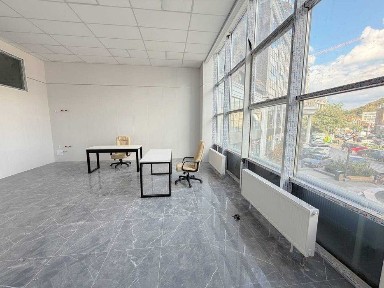 Оренда фасадного приміщення 81 м² в ЖК «Podil Plaza & Residence» - Поділ, Київ, БЕЗ КОМІСІЇ