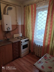 Оренда 1 км квартира по вулиці Мазепи центр міста!