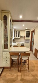 Продаж 2 кім. квартири біля станції метро Виставковий центр Голосіївський район