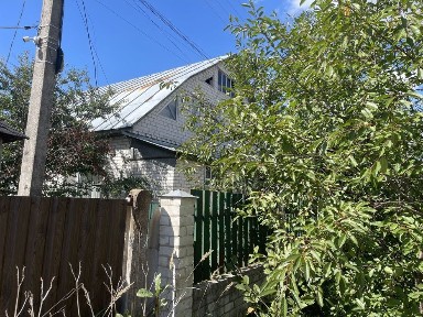 Продаж будинку в місті