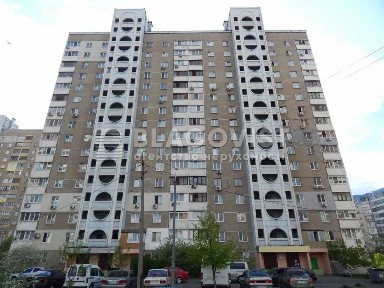 Продаж 2х кімнатної квартири вул. Золбунівська 11а Дарницький район Позняки