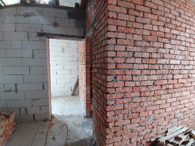 Продаж частини будинку 120м. кв. з комунікаціями пр. Київський