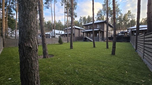 Будинок 270м2 в соснах гараж с. Ходосівка містечко охорона поруч Хотів Круглик Лісники