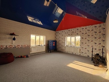 Продаж будинку 340 м²