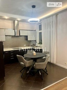 Довготривала оренда 3к квартири на вул. Антоновича 72 • ID 34761842