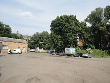 Виробництво в центральній частині міста на території 150 соток.