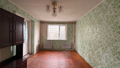 Продам 2 ком. в 16-ке на Салтовке, с/м КЛАСС. (404026)