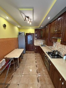 Продається 2-кімнатна квартира в ідеальній локації Трускавця | ! Продаж можливий за державними програмами, житловими сертифікатами та постановами.