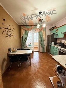 Продаж просторої 2-к квартири недалеко від центру Львова