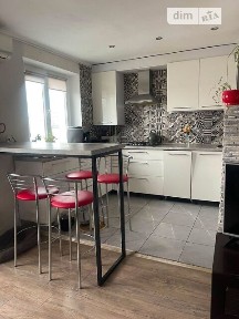 Продаж 4к квартири 77 кв. м на вул. Яреми 16 • ID 34764346