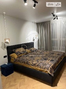 Продаж 3к квартири 74 кв. м на вул. Михайла Максимовича 32А • ID 34764090