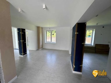 Продаж будинку 130 м²