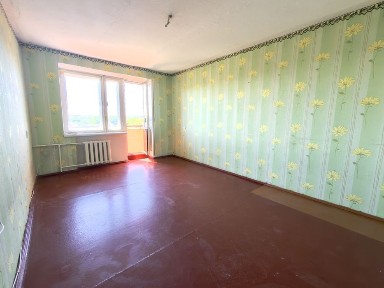 Продаж трикімнатної квартири в самому центрі Гайворона