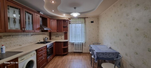 Гарна квартира в Херсоні.