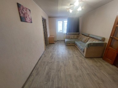 Аренда 3 ком. кв. ул. Академическая 78 в Центре