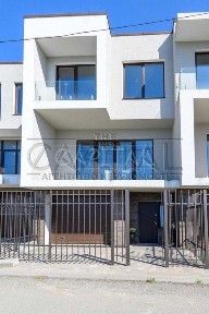 Продад будинку, Петропавлівська Борщагівка, 160 м2, 1 сотка