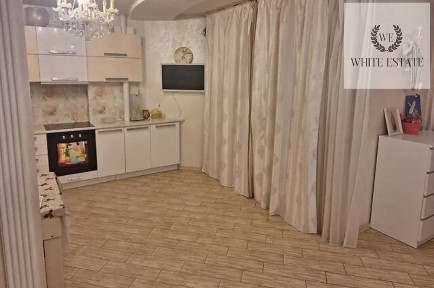 Оренда 3 кім квартири з паркінгом