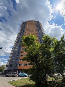 Продам ЖК Радужний Київміськбуд Троєщина з документами