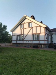 Продам новий сучасний будинок в районі Таращанського масиву (Лєтра)