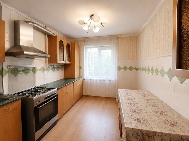 Продаж 3-кімнатної квартири 58 м², Чайковського вул.